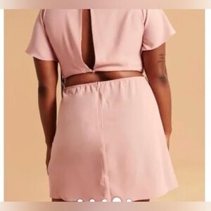 Abercrombie & Fitch‎ blush Cut out open back Angel Sleeve dress size XXXLT new